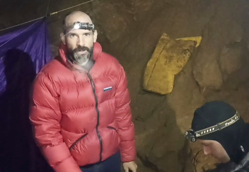 ‘Very close to the edge’: Rescuers rush to save American caver in Turkey | News