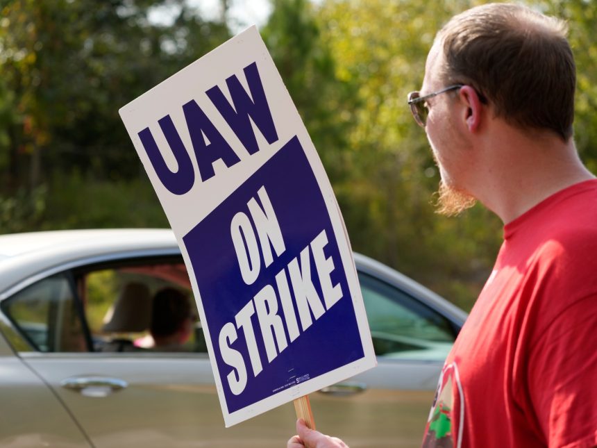 US auto workers expand strike as Biden prepares to join picket line | News