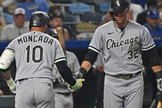 White Sox down Royals, end five-game losing streak