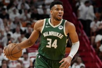 Giannis wants Bucks to compete for titles or he’s out