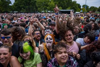 Riot Fest 2023 day 2 pics (Postal Service, Death Cab, QOTSA, PUP, Death Grips, Corey Feldman, more)