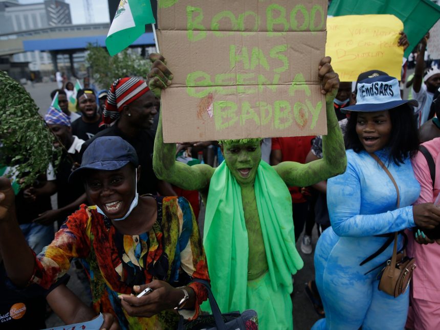 In Nigeria, economic blues dampen patriotism on Independence Day | Government