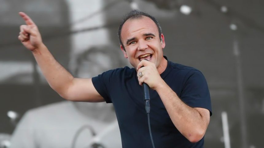 Future Islands Share New Single “The Fight”: Stream