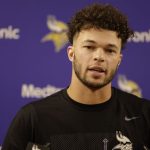 What happened to Jaren Hall? Vikings QB suffers blow in first NFL start 