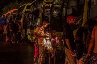 A New Answer for Migrants in Central America: Bus Them North