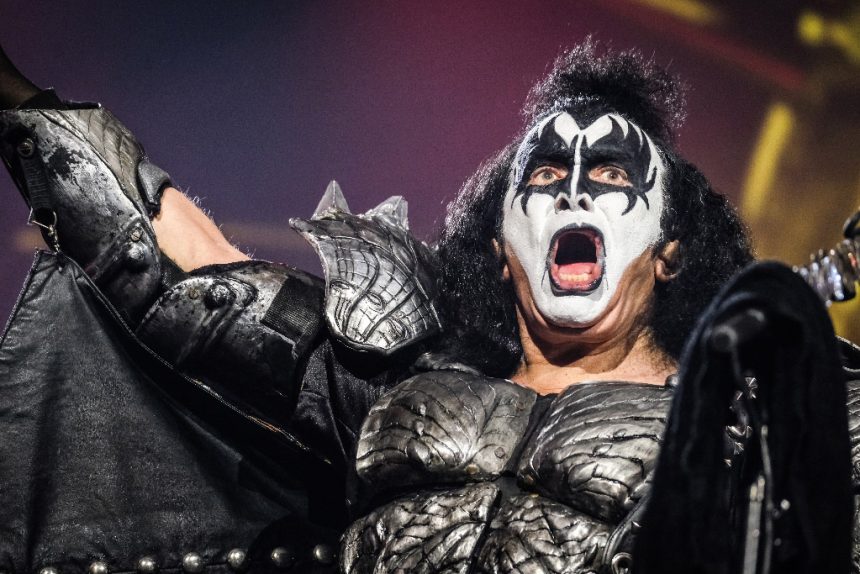 Gene Simmons announces first post-KISS solo show