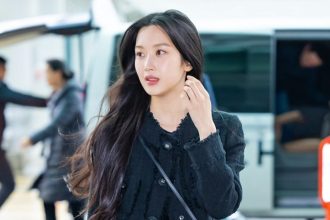 Moon Ga-Young Stunned In A Chic Black Tweed Ensemble For Her Departure To Milan Fashion Week