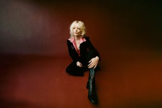 Jessica Pratt announces new album ‘Here in the Pitch’ & tour, shares video