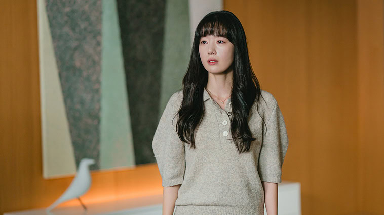 ‘My Sweet Mobster’ Episodes 13-16 Fashion: Han Sun-Hwa As Go Eun-Ha